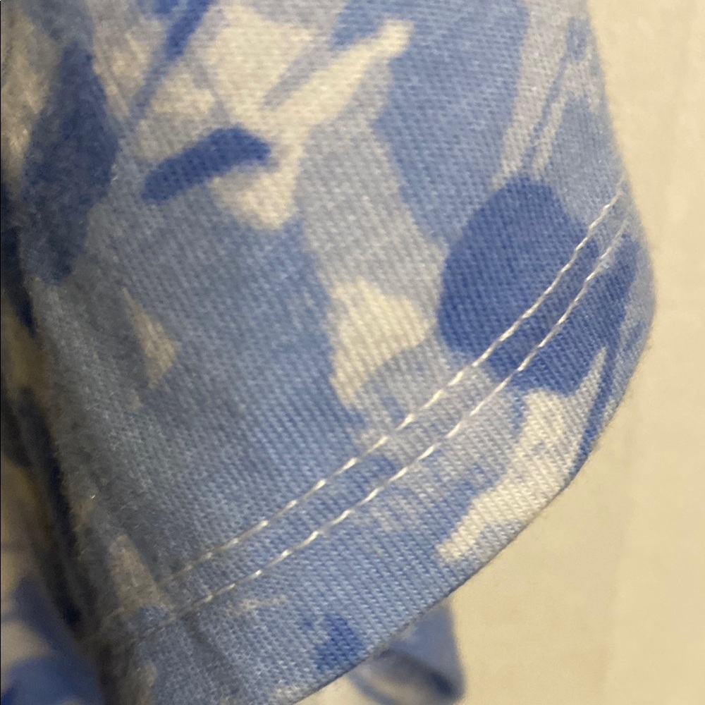 Talbots Blue and White Wrap Blouse Short Sleeve - Picture 3 of 8